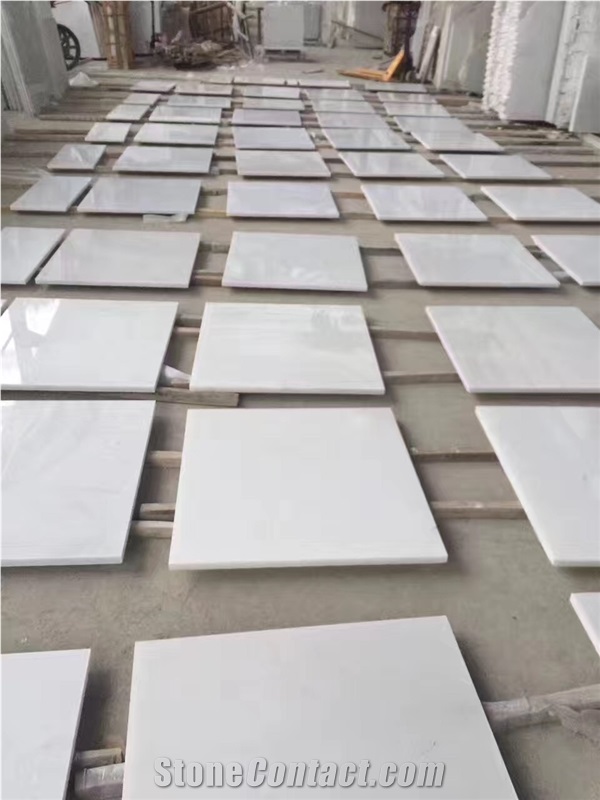 A Grade China Crystal White Marble Interior Floor Tile