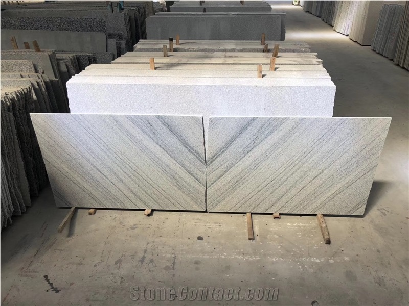 Bookmatched Viscont White Granite Vein Cut Wall Panel Slab