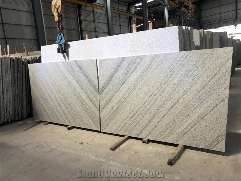 Bookmatched Viscont White Granite Vein Cut Wall Panel Slab