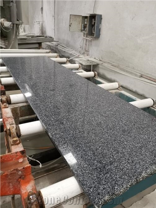 China New Sesame Grey G654 Granite Tile Floor Cover
