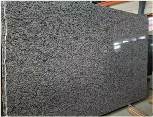 China Spray White Wave Granite Slab for Stairs