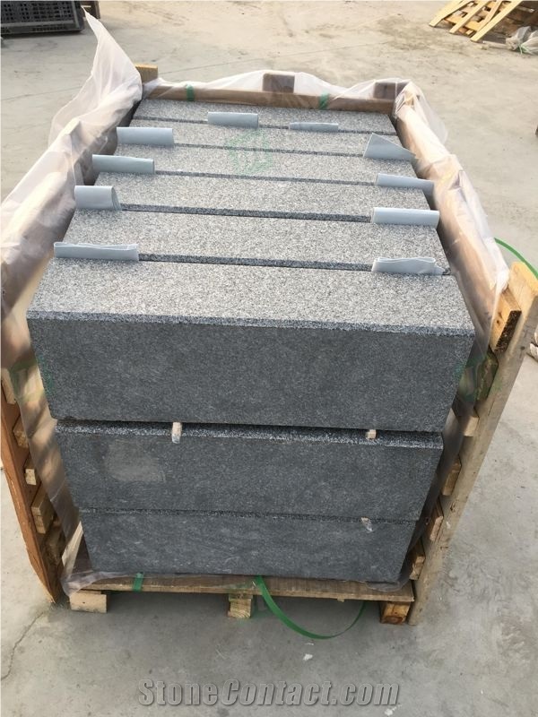China Grey Granite Kerbstone
