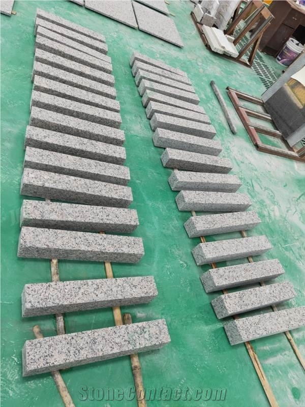 China Supplier Caledonia Granite Tiles