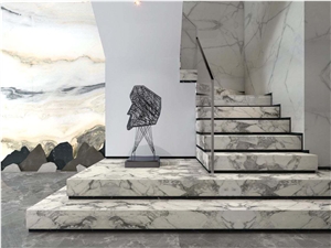 Calacatta Gold Marble White Polished Stair Treads