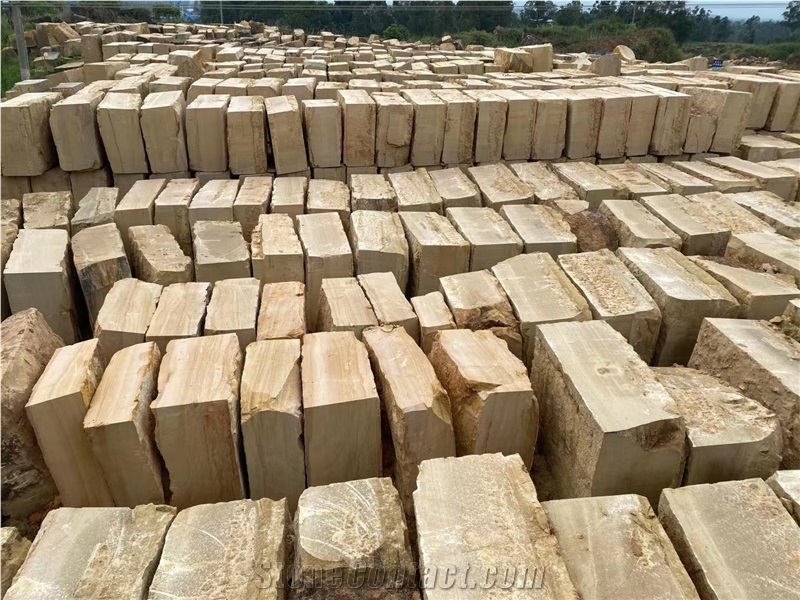 China Sichuan Yellow Sandstone Split Paving Stone