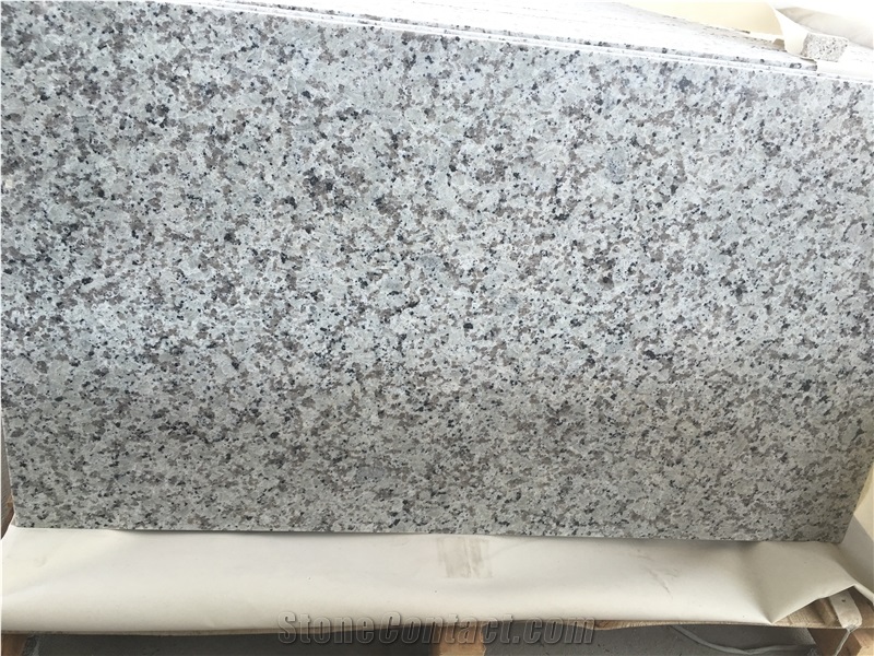 G439 a White Flower Granite Polished Slabs &Tiles