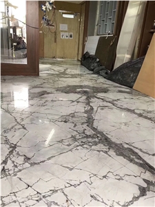 River Snow Whind and Grey Marble Floor Covering