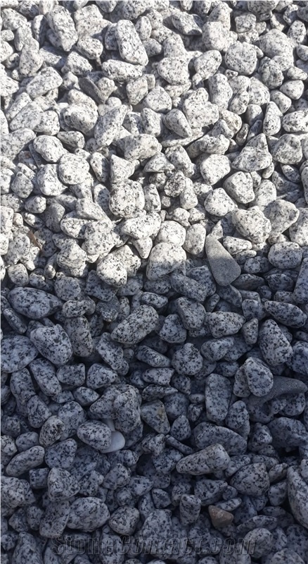 Tumbled Granite Pebbles