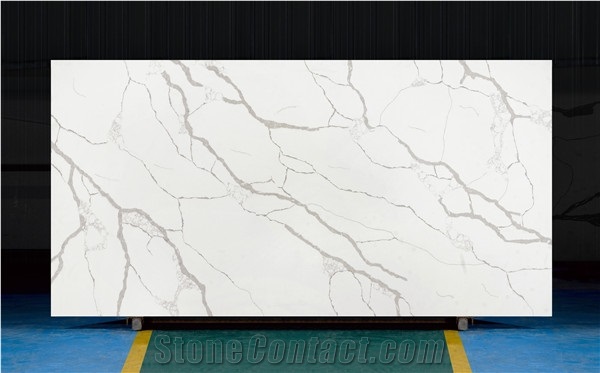 Engineered White Calacatta Quartz Stone Slab