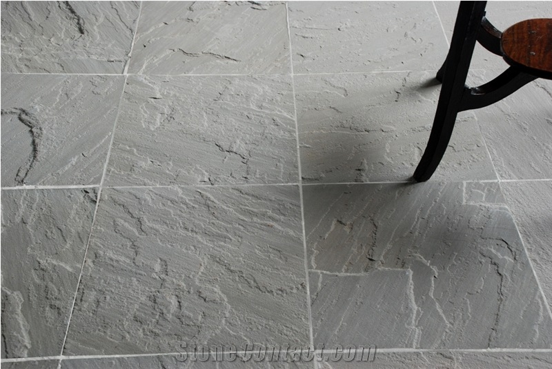 Gris Riven Grey Sandstone Tiles
