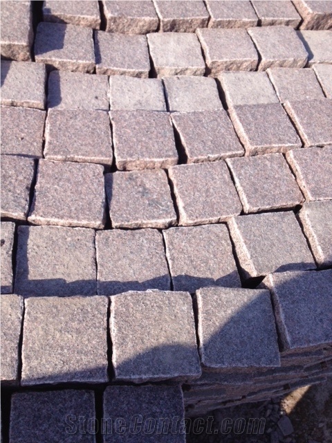 Norland Red Granite Cubes/Setts