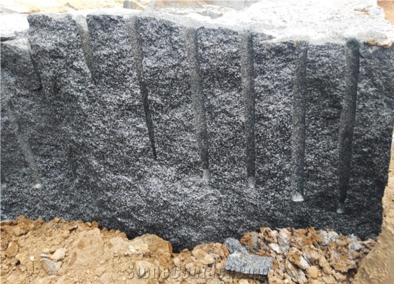 India Black Fantasy Granite Blocks
