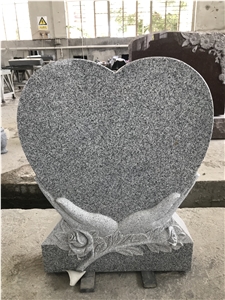 Engrave Heart China Gray Granite Monument Design