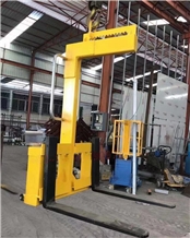 Adjustable Pallet Fork