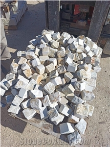 Limestone Antic Cubes, Cobblestone, Pavers