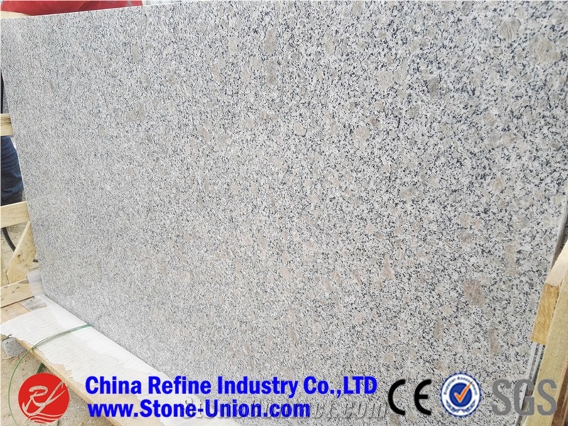 Polished G383 Pearl Flower Granite Tile Covering