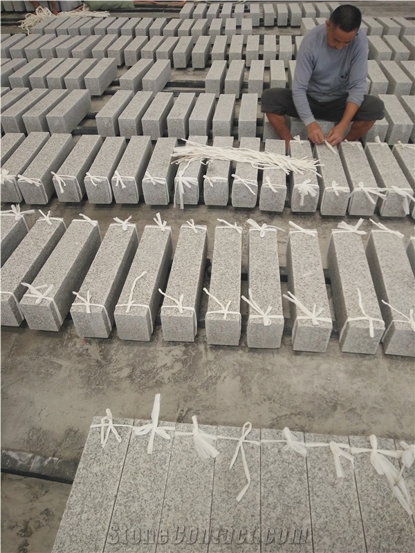 China Cheap White Grey Granite Kerbstone