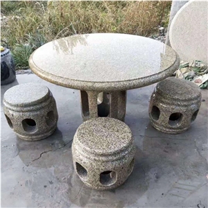 Yellow Stone Landscaping Table and Stools