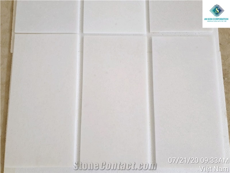 Grade a White Marble Tiles