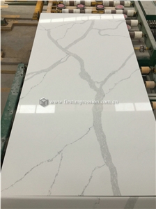 China Artificial Quartz Calacatta White Stone Slabs