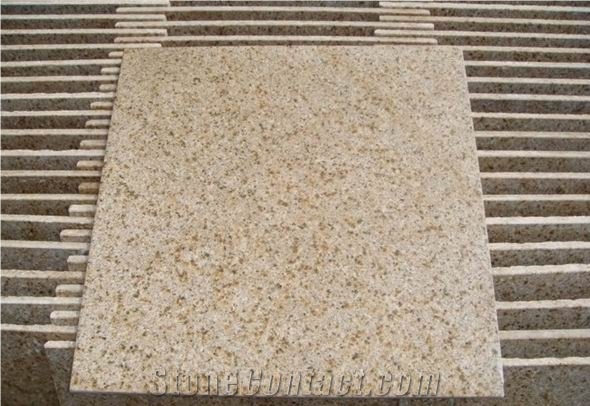 China Granite G682 Slabs Granite Tiles