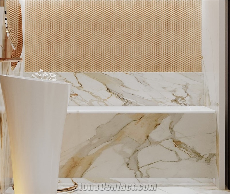 Italy Calacatta Gold Marble Bookmatch Background