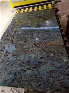 Blue Emerald Granite for Luxury Countertops Walling Backgrounds