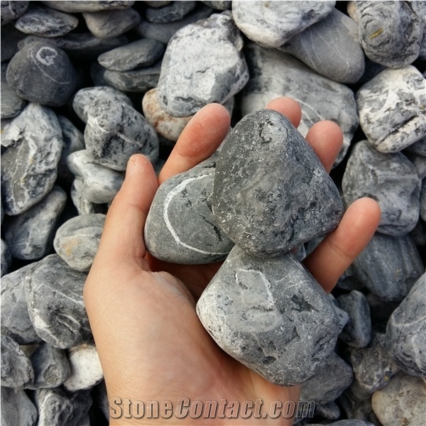 Roundness Tumbled Pebble Stone Black Color