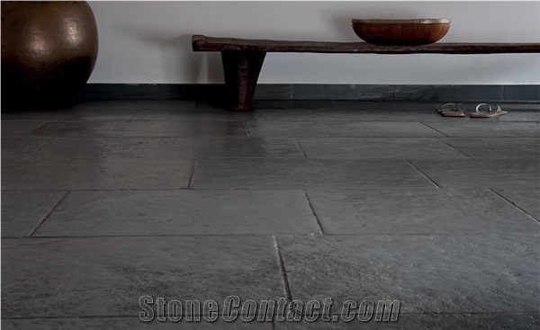 Pewter Grey Limestone Flooring Tile
