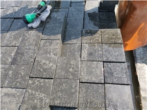 Black Andesite Cubes Paving Stone