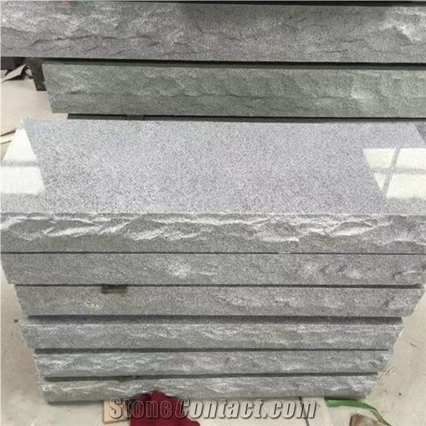 American Tradtional Monument Grey Granite China Factory