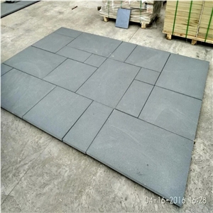 China Black Sandstone Tile for Flooring Paving