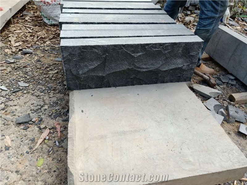 China Black Basalt Spilt Face Tiles