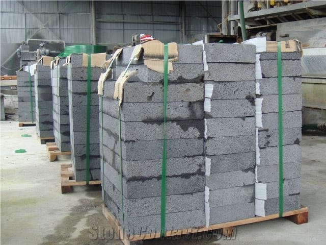Micro-Pore Sawn Black Lava Stone Tiles, China Grey Basalt