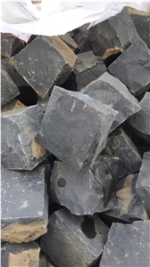 Ivano Dolynske Black Basalt Cobble Stone