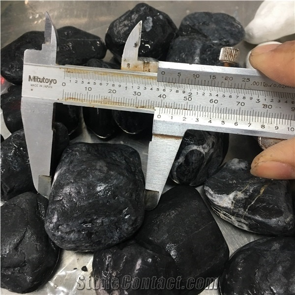 Tumbled Black Pebble Stone for Landscaping