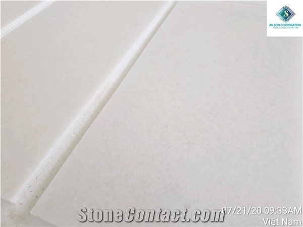 Honed and Polished White Marble Tiles