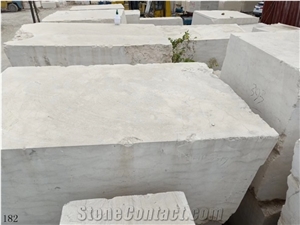 Indonesia Beige Marble Slab Big Project Tiles Installation