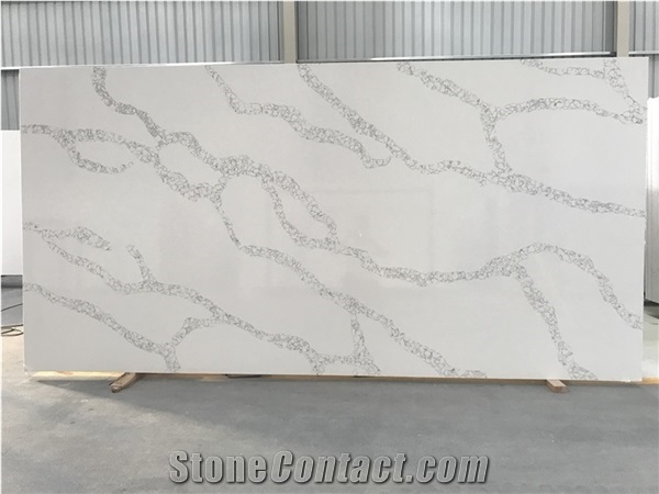 White Caesarstone Artificial Calacatta Quartz Stone Slabs