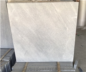 Light Grey Granite Stone Machine Cutting Tiles