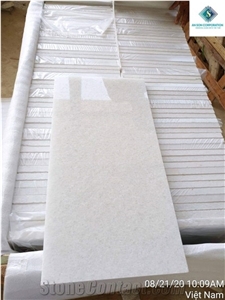 Fine Grain Polished White Marble Tiles