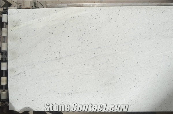 White Extreme Granite Slabs