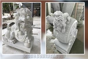 Sichuan White Marble Guardian Lions Sculpture