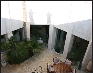 F&M House Building, Walling Project with Jerusalem Stone