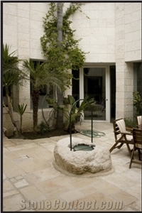 F&M House Building, Walling Project with Jerusalem Stone