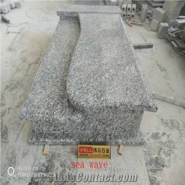 A Series Sizes Of Granite Monuments Tombstone and Headstone