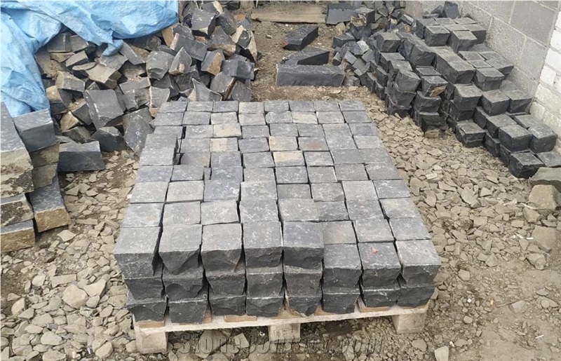 Black Basalt Paving Stone, Ivano Dolynske Basalt Cube Stone