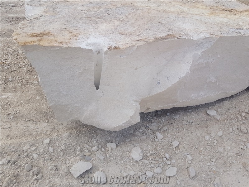 Limestone Dorade Royal Blocks, Thala Beige Royal Limestone Block