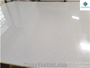 Crystal White Marble Polished Tiles and Slabs