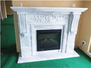 Smooth Crema Marfil Marble Adds Depth to Classic Fireplace